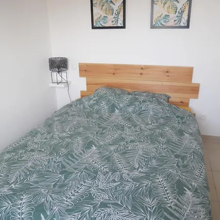 Maison Pour 5 Personnes Garons Extérieur photo